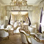 Chateau Mcely 