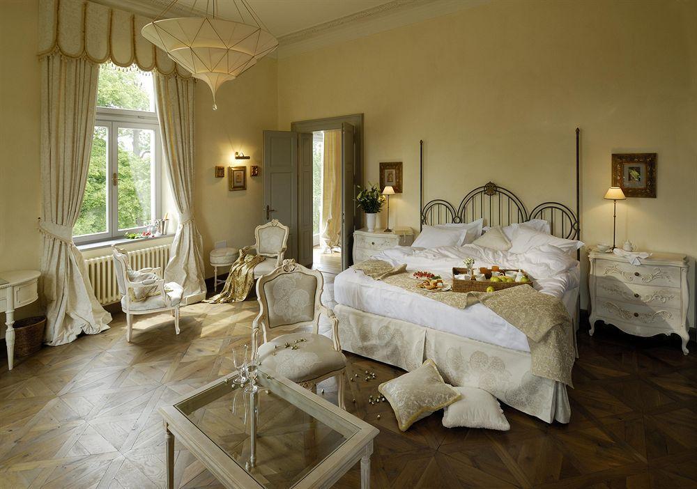 Chateau Hotel